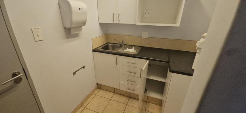 To Let Commercial Property for Rent in Linbro Park Gauteng