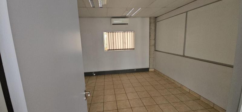 To Let Commercial Property for Rent in Linbro Park Gauteng
