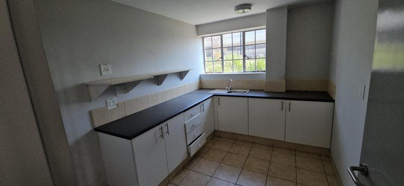 To Let Commercial Property for Rent in Linbro Park Gauteng