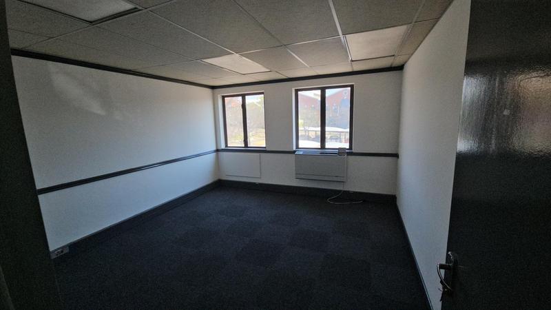 To Let Commercial Property for Rent in Randjespark Gauteng