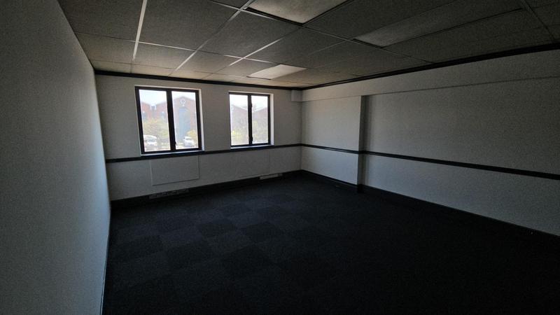 To Let Commercial Property for Rent in Randjespark Gauteng