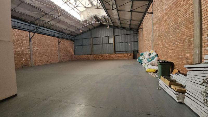 To Let Commercial Property for Rent in Randjespark Gauteng