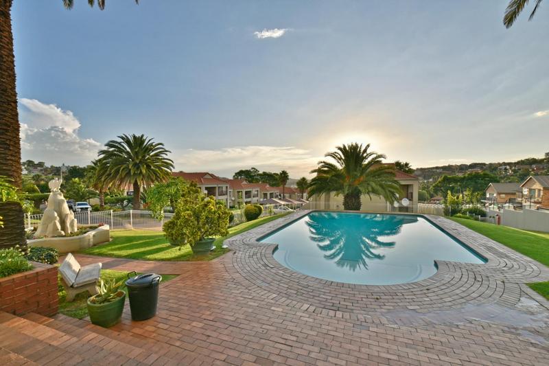 3 Bedroom Property for Sale in Oakdene Gauteng