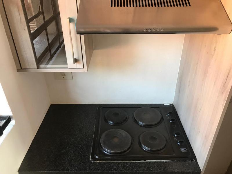 To Let 2 Bedroom Property for Rent in Little Falls Gauteng