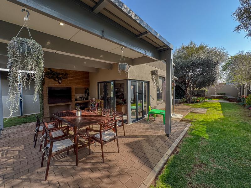 3 Bedroom Property for Sale in Midstream Ridge Gauteng