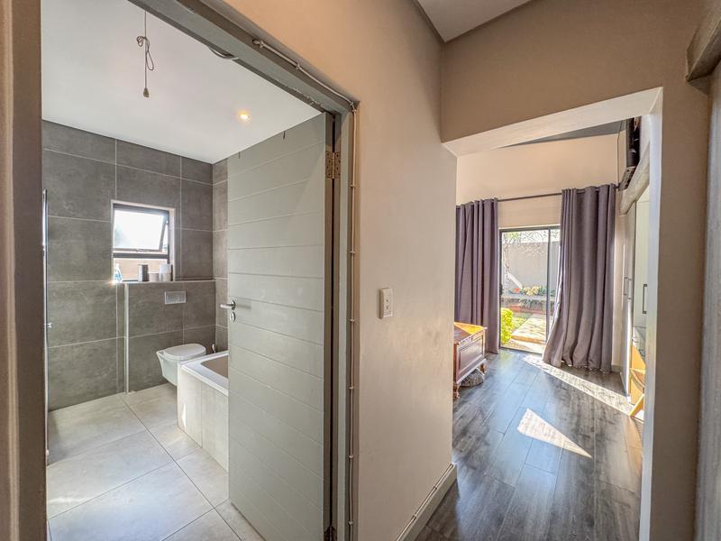 3 Bedroom Property for Sale in Midstream Ridge Gauteng