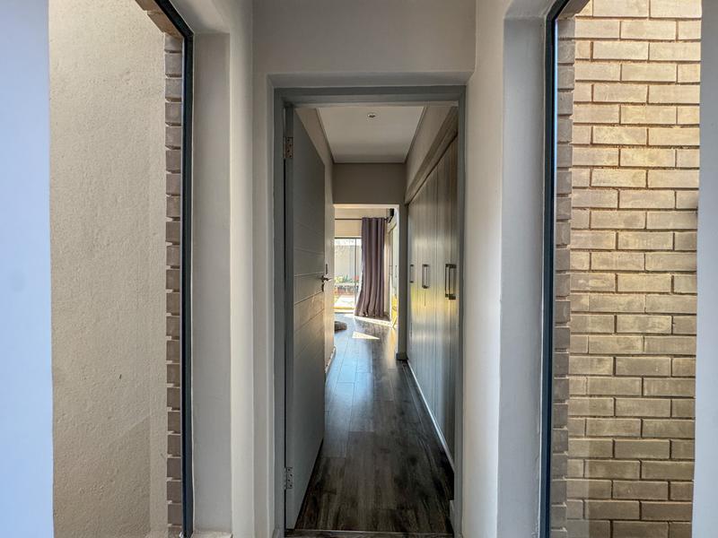 3 Bedroom Property for Sale in Midstream Ridge Gauteng