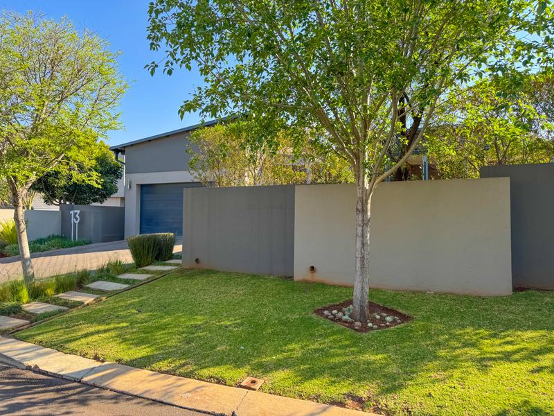 3 Bedroom Property for Sale in Midstream Ridge Gauteng