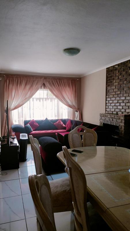 5 Bedroom Property for Sale in Coronationville Gauteng