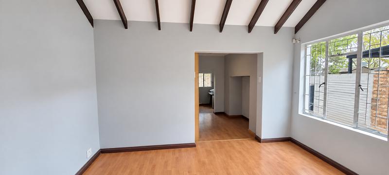 4 Bedroom Property for Sale in Rooihuiskraal Gauteng