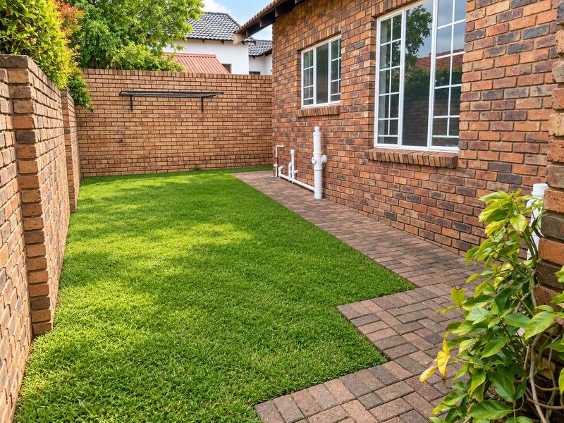 3 Bedroom Property for Sale in Thatchfield Gauteng