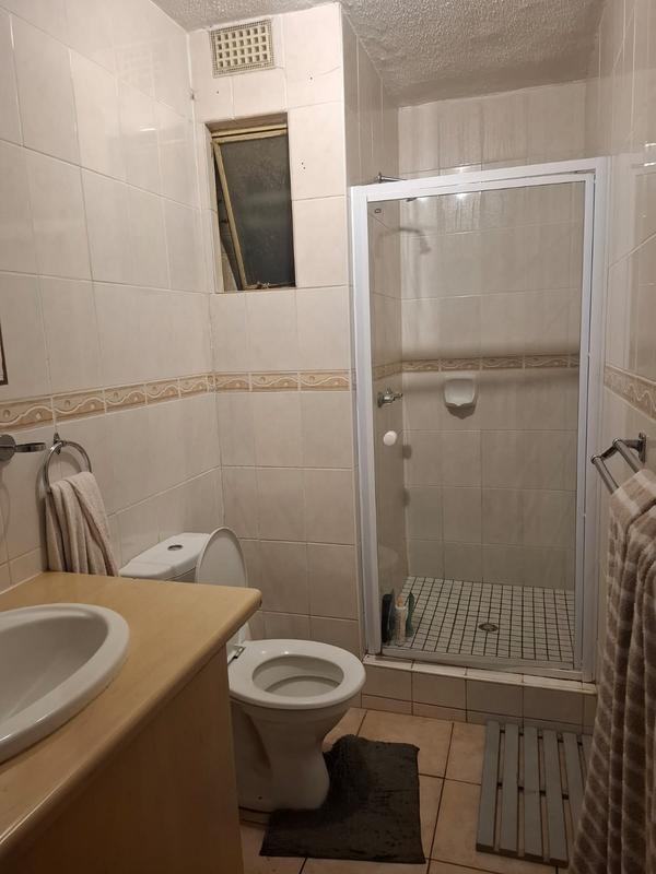 2 Bedroom Property for Sale in Hillcrest Gauteng
