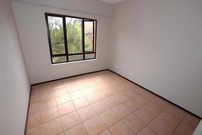 To Let 1 Bedroom Property for Rent in Pineslopes Gauteng