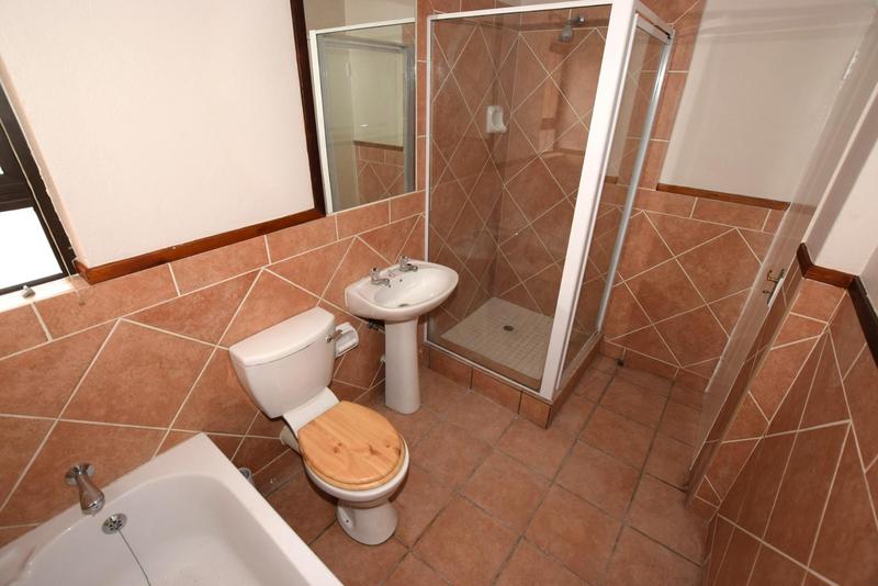 To Let 1 Bedroom Property for Rent in Pineslopes Gauteng