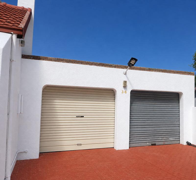 4 Bedroom Property for Sale in Rondebult Gauteng