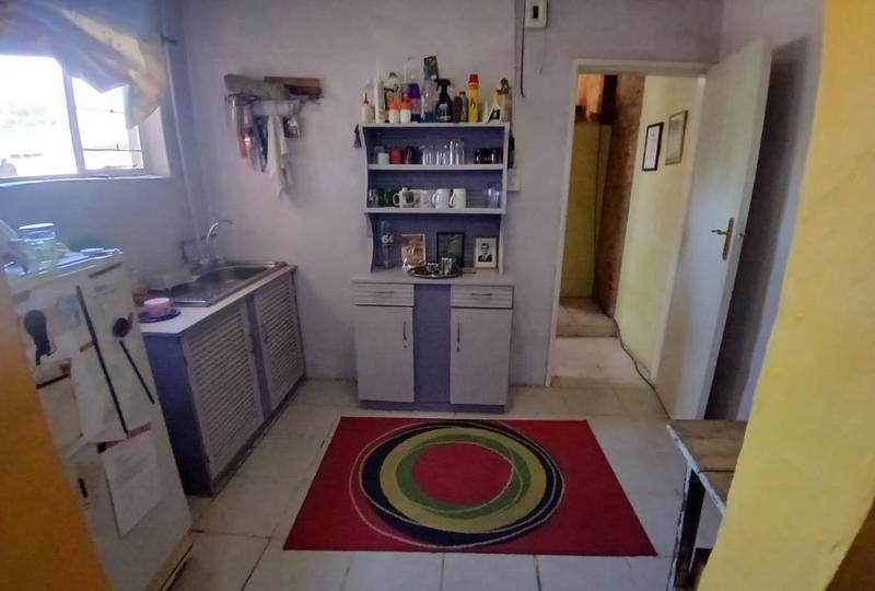 4 Bedroom Property for Sale in Rondebult Gauteng