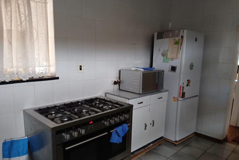 4 Bedroom Property for Sale in Rondebult Gauteng