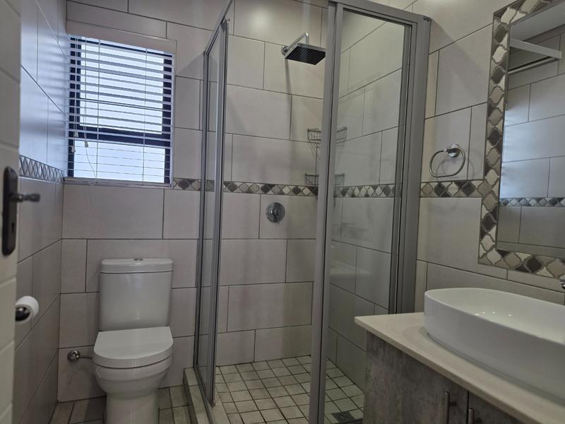 To Let 3 Bedroom Property for Rent in Kenmare Gauteng