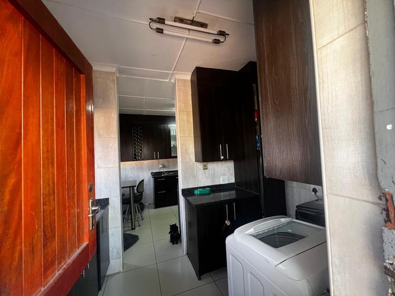 3 Bedroom Property for Sale in Vanderbijlpark SW 5 Gauteng