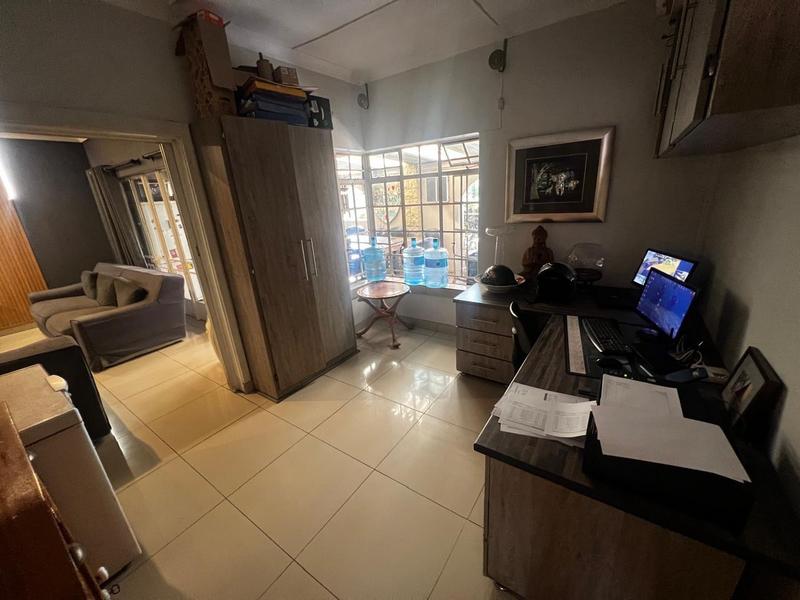 3 Bedroom Property for Sale in Vanderbijlpark SW 5 Gauteng