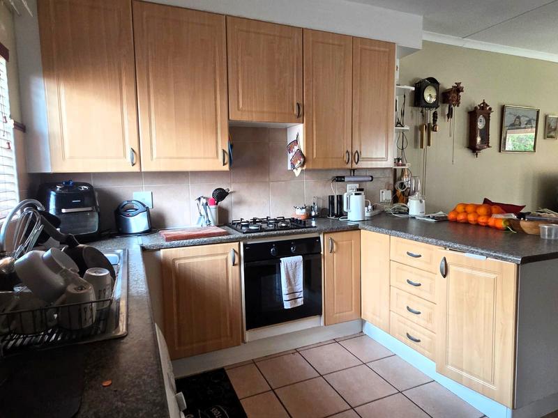 To Let 2 Bedroom Property for Rent in Mooikloof Ridge Gauteng