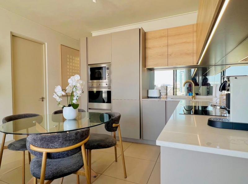 To Let 2 Bedroom Property for Rent in Rosebank Gauteng