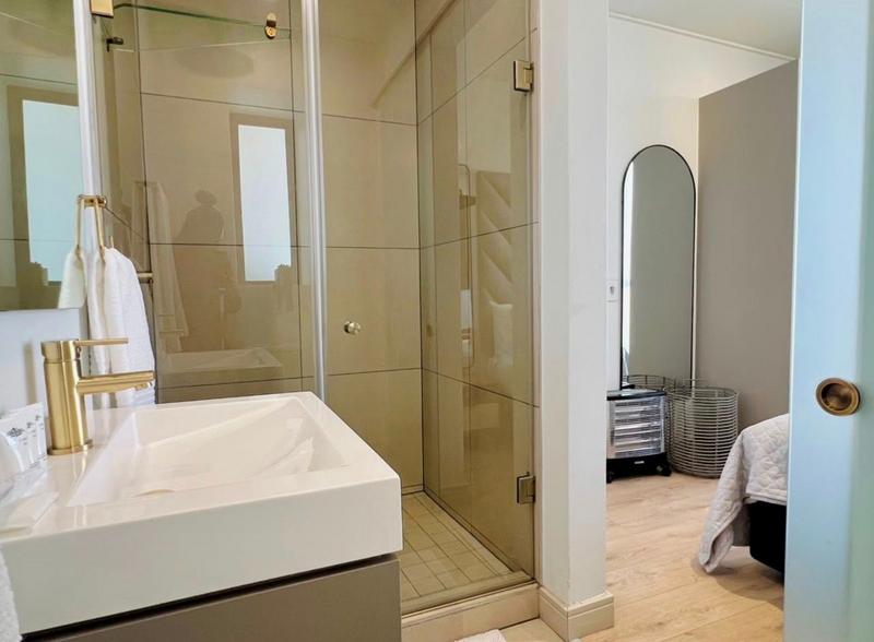 To Let 2 Bedroom Property for Rent in Rosebank Gauteng
