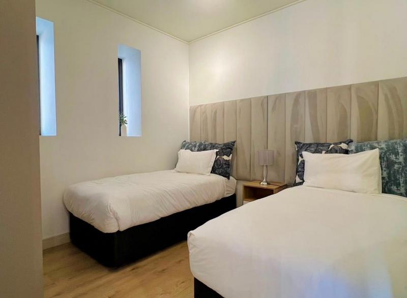 To Let 2 Bedroom Property for Rent in Rosebank Gauteng