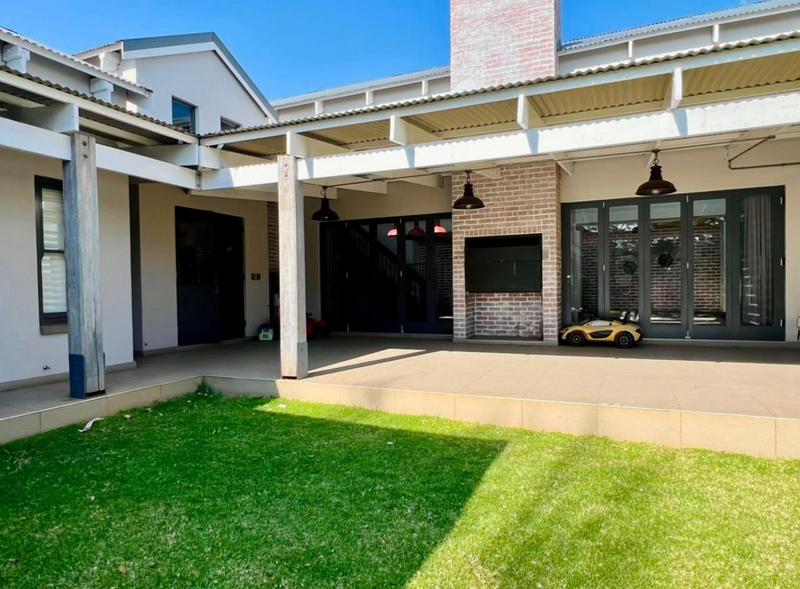 To Let 5 Bedroom Property for Rent in Copperleaf Estate Gauteng