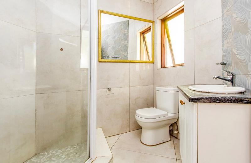 To Let 5 Bedroom Property for Rent in Dainfern Golf Estate Gauteng