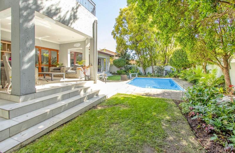 To Let 5 Bedroom Property for Rent in Dainfern Golf Estate Gauteng