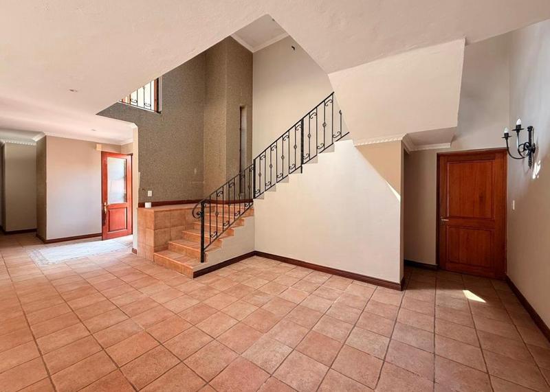 To Let 4 Bedroom Property for Rent in Dainfern Golf Estate Gauteng