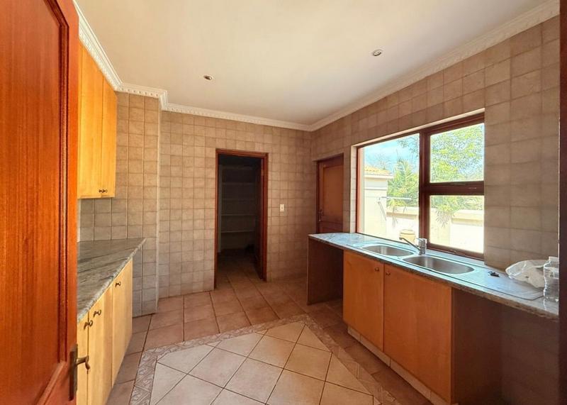 To Let 4 Bedroom Property for Rent in Dainfern Golf Estate Gauteng