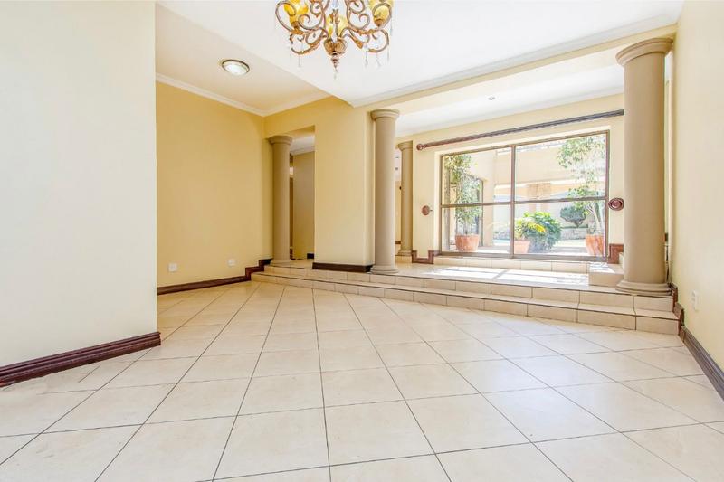 To Let 7 Bedroom Property for Rent in Dainfern Golf Estate Gauteng