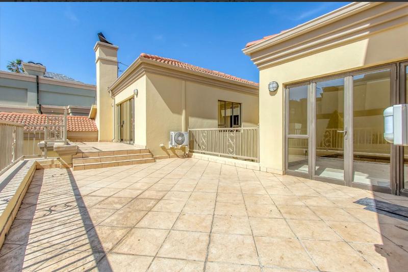 To Let 7 Bedroom Property for Rent in Dainfern Golf Estate Gauteng
