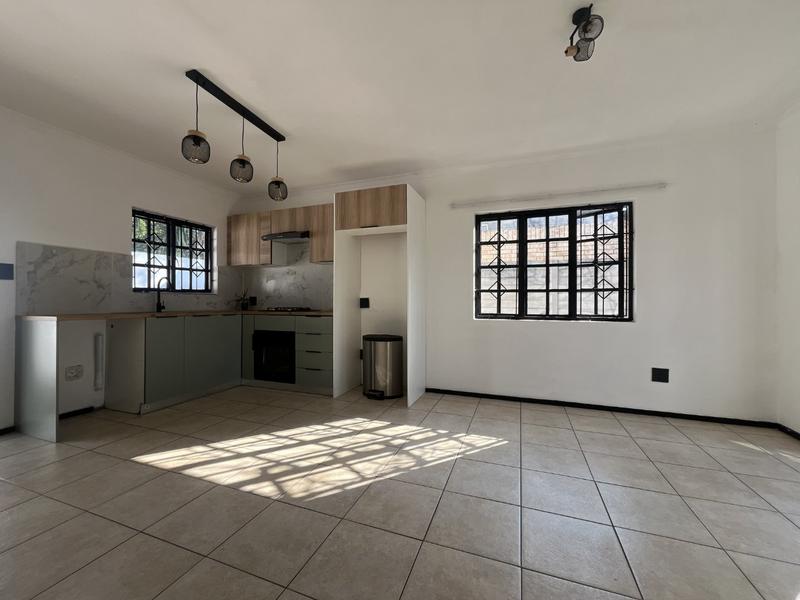 To Let 2 Bedroom Property for Rent in Morningside Manor Gauteng