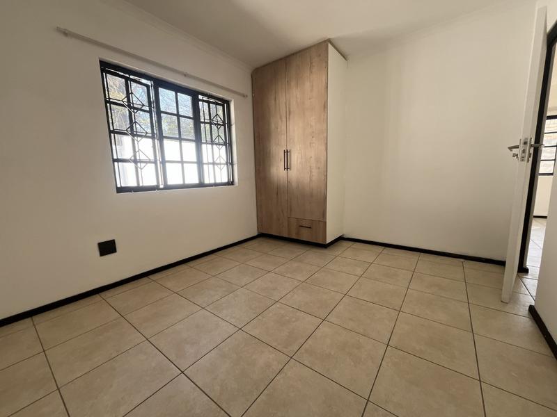 To Let 2 Bedroom Property for Rent in Morningside Manor Gauteng