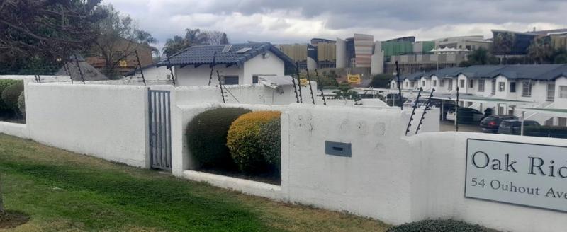 2 Bedroom Property for Sale in Weltevreden Park Gauteng
