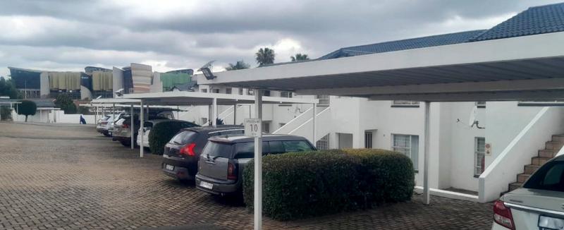 2 Bedroom Property for Sale in Weltevreden Park Gauteng