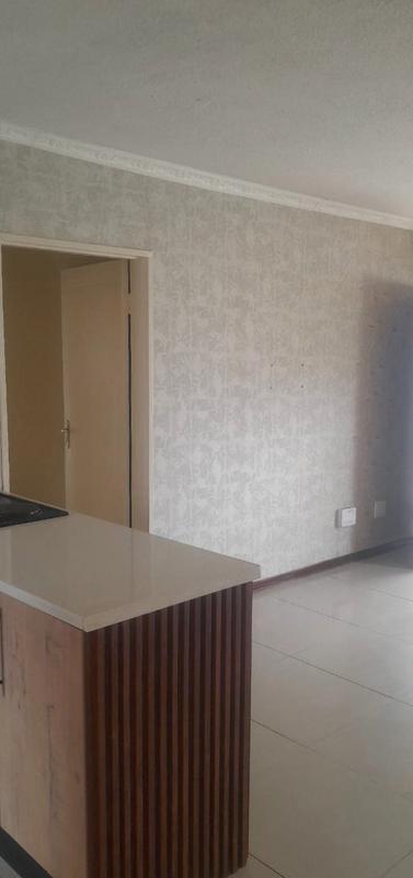 2 Bedroom Property for Sale in Weltevreden Park Gauteng