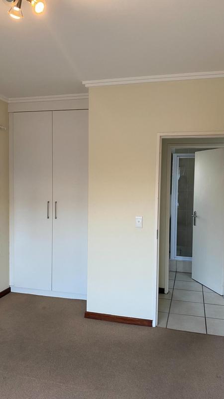 1 Bedroom Property for Sale in Bryanston Gauteng