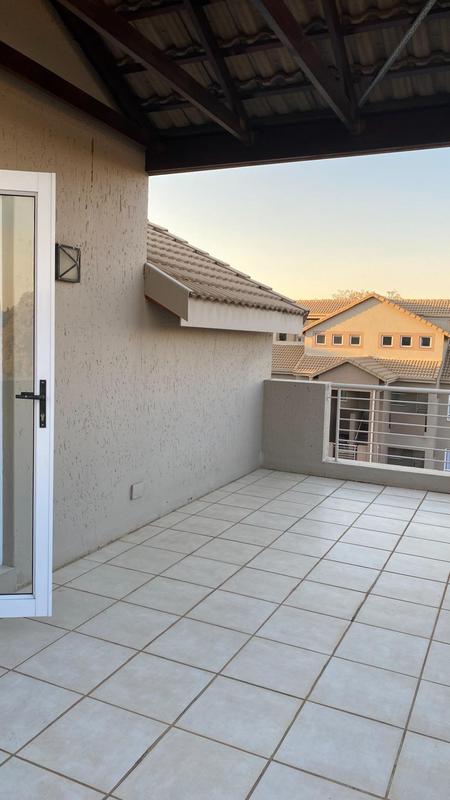 1 Bedroom Property for Sale in Bryanston Gauteng