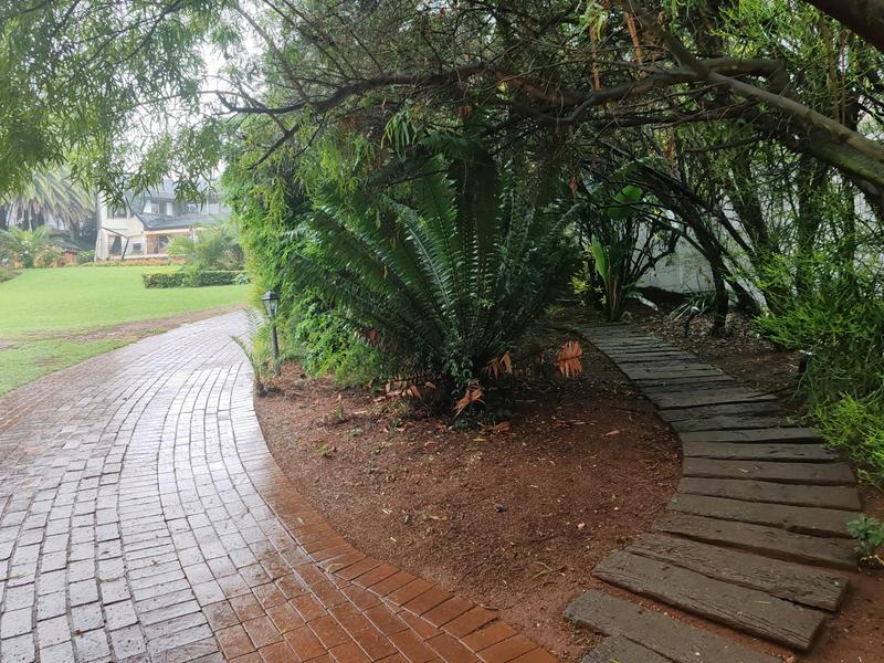 To Let 2 Bedroom Property for Rent in Bedfordview Gauteng