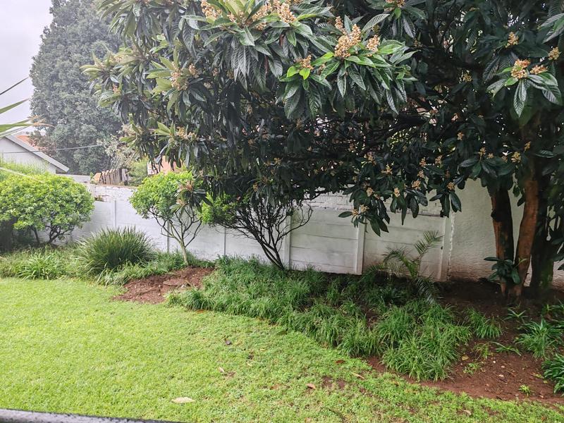To Let 2 Bedroom Property for Rent in Bedfordview Gauteng