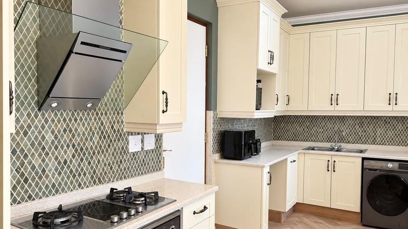 3 Bedroom Property for Sale in Linden Gauteng