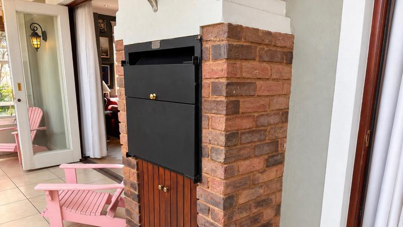 3 Bedroom Property for Sale in Linden Gauteng