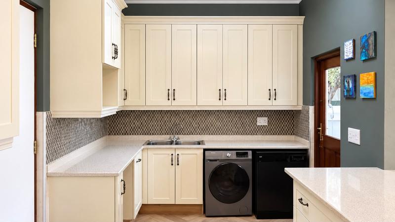 3 Bedroom Property for Sale in Linden Gauteng