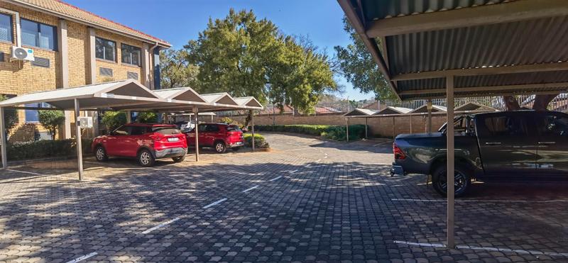 To Let Commercial Property for Rent in Newlands Gauteng
