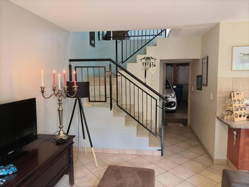4 Bedroom Property for Sale in Hazeldean Gauteng