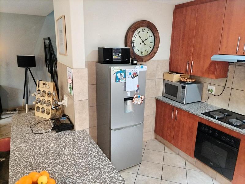 4 Bedroom Property for Sale in Hazeldean Gauteng